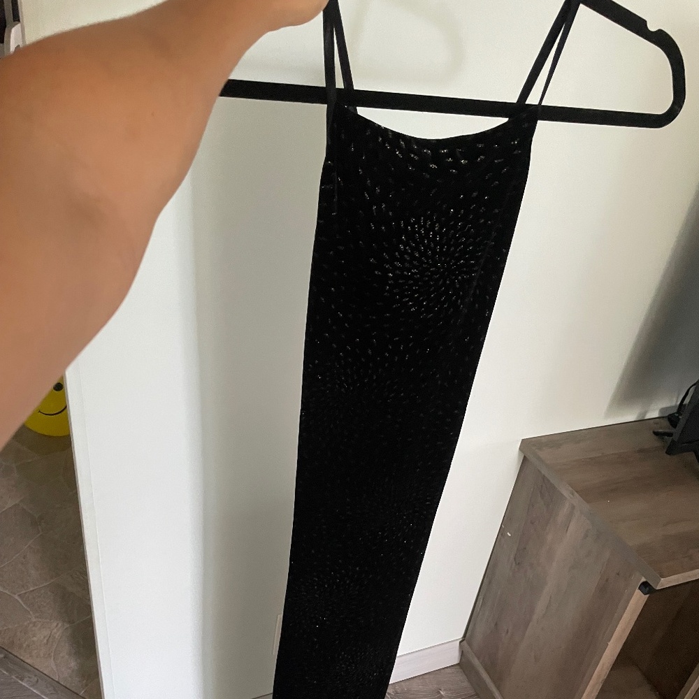 Black velvet bodycon dress